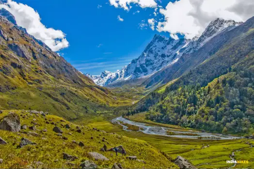 kedarkantha_trek_ _winter_snow_camping__trekking 2